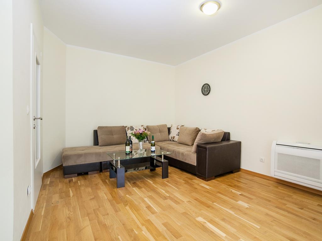 Bel&Rus Sea Apartment 부드바 외부 사진