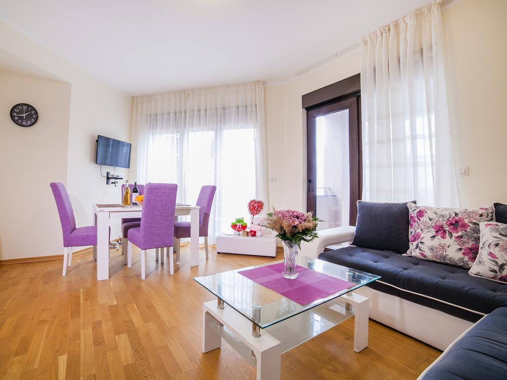 Bel&Rus Sea Apartment 부드바 외부 사진
